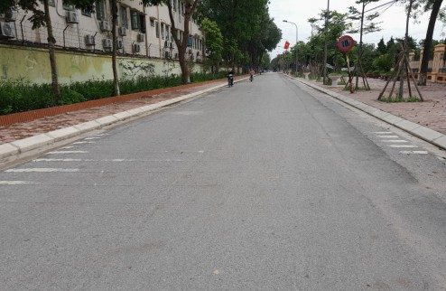 Bán gấp 80m2 đất phân lô Nam Hồng Đông Anh Hà Nội mặt đường ô tô tải tránh chỉ 4 tỷ.